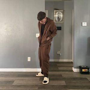 Meet your Posher, Coltzixy